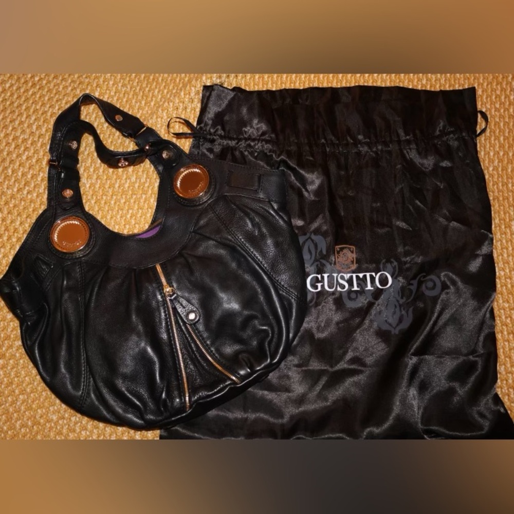 Gustto zipper purse black womens